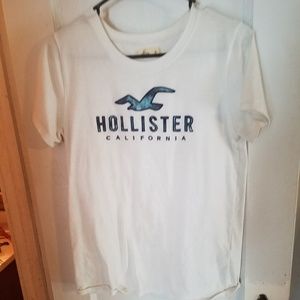 Hollister tee shirt